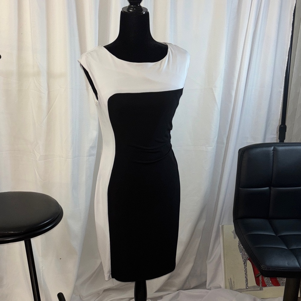 Chic Colorblock Midi Dress